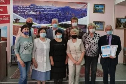 Георгий Любенков и Олег Попов поздравили Совет ветеранов Братска с юбилеем